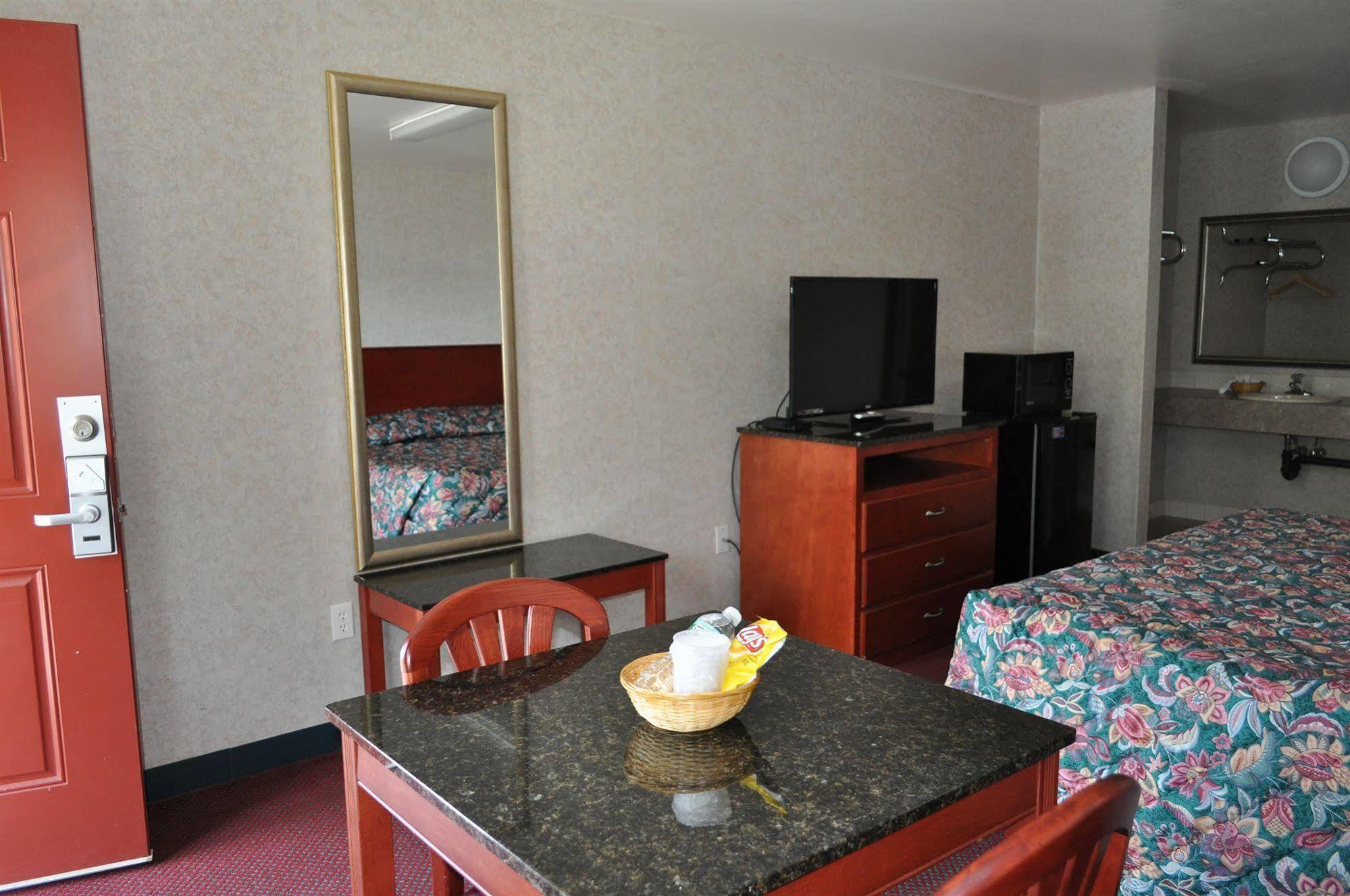 Atrium Inn & Suites Galloway Exterior foto