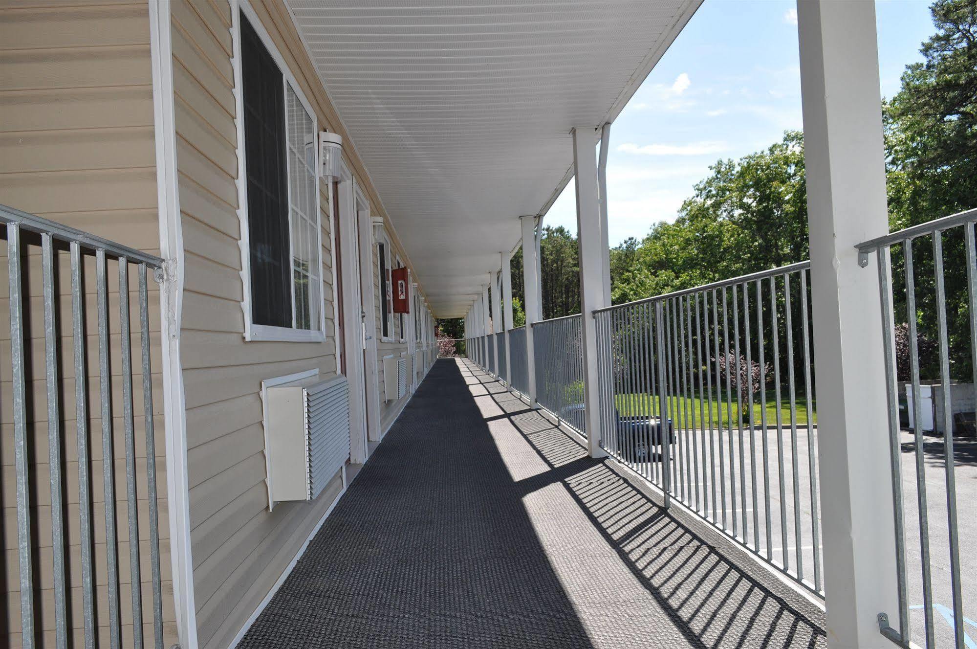 Atrium Inn & Suites Galloway Exterior foto